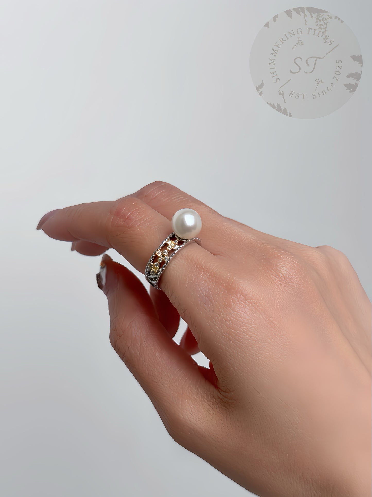Classic Fabulous . Luna crown ring