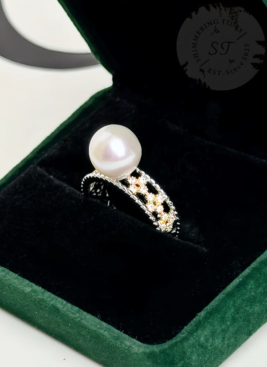 Classic Fabulous . Luna crown ring