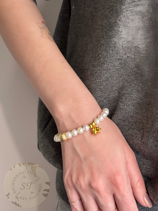 Christmas Day . Bracelet