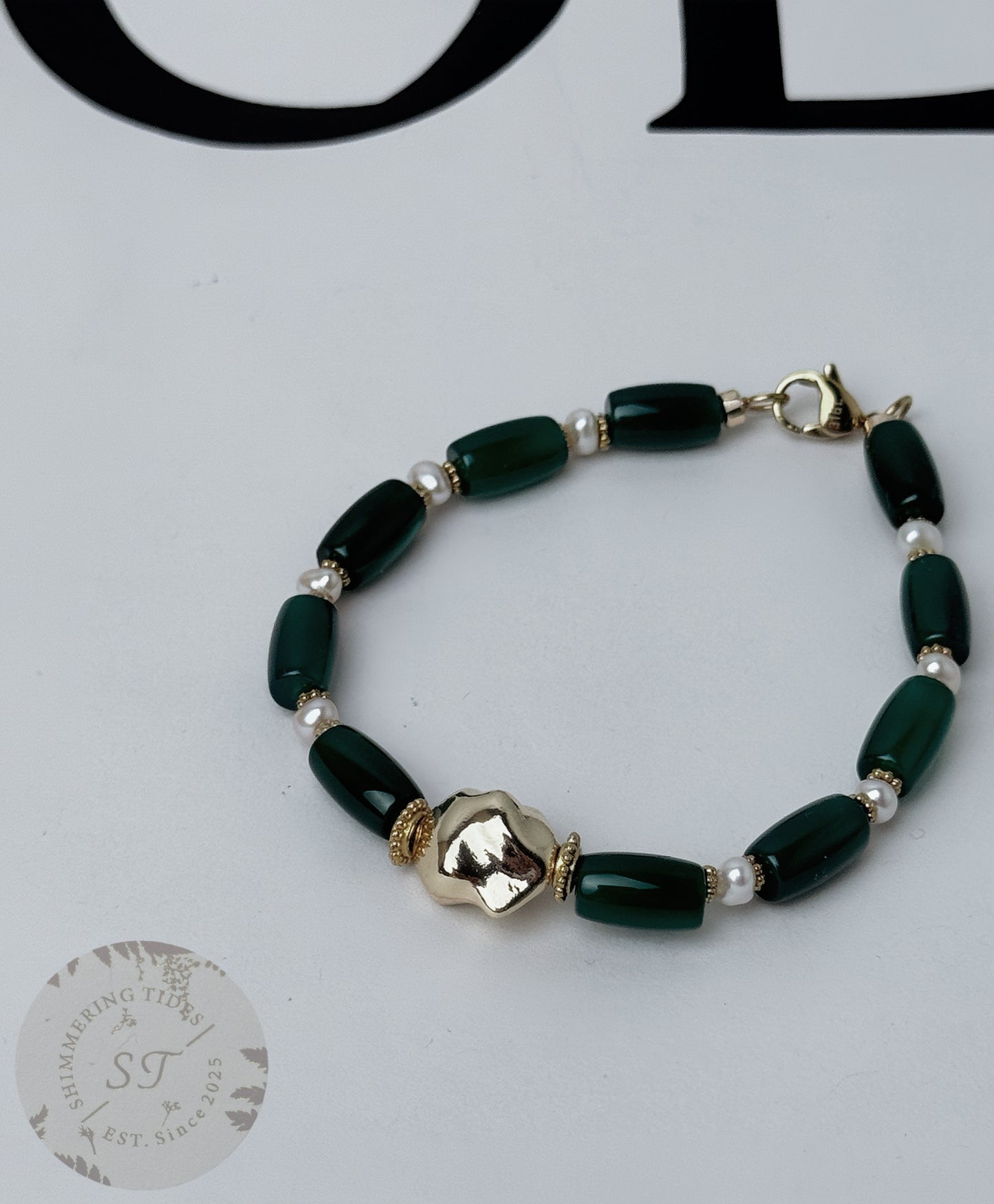 Summer Lights . Green Agete bracelet