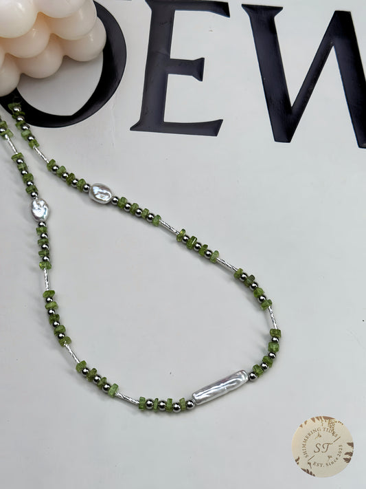 Summer Lights  💚Green Crystal necklace