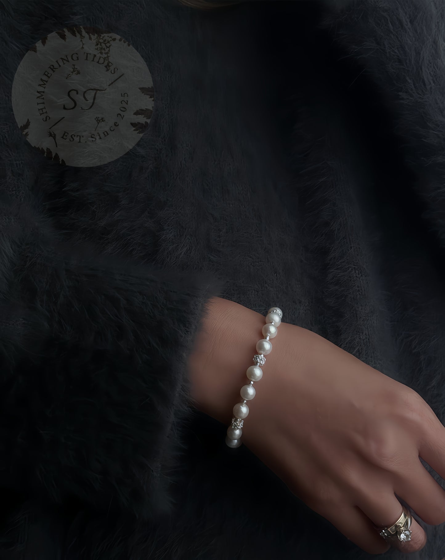 Classic Fabulous - Floraison Royale Pearl Bracelet