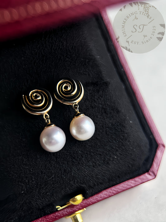 Classic Fabulous . Golden Bloom