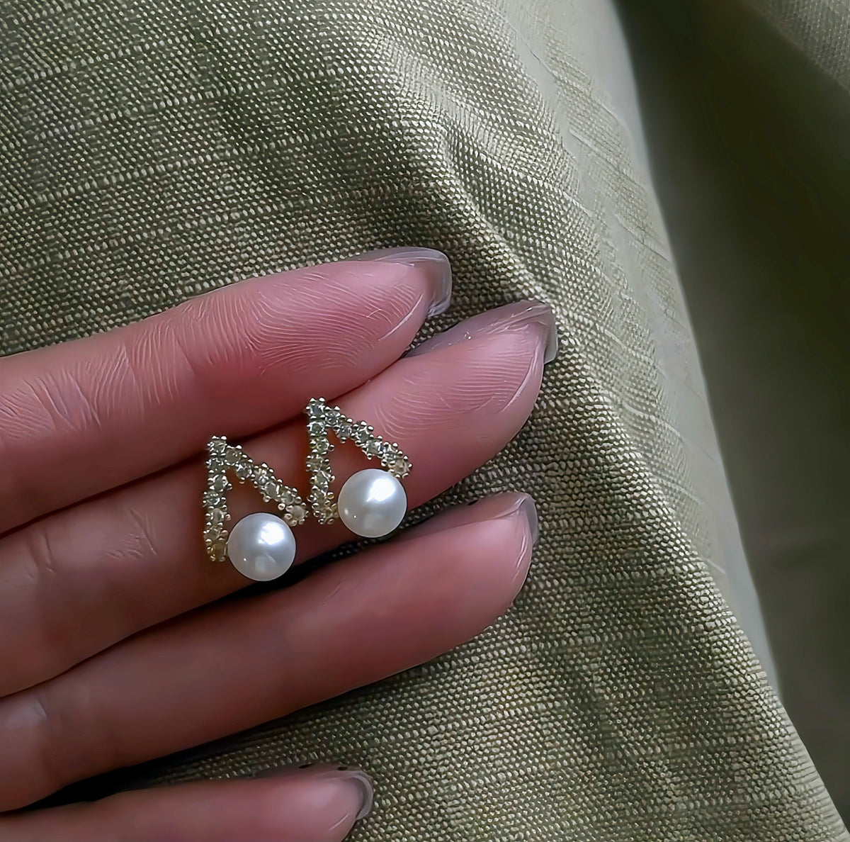 Classic Fabulous . Diamond Crest
